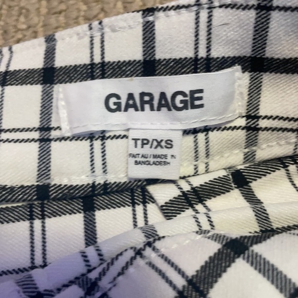 Garage White and Black Plaid Skirt - Picture 3 of 3